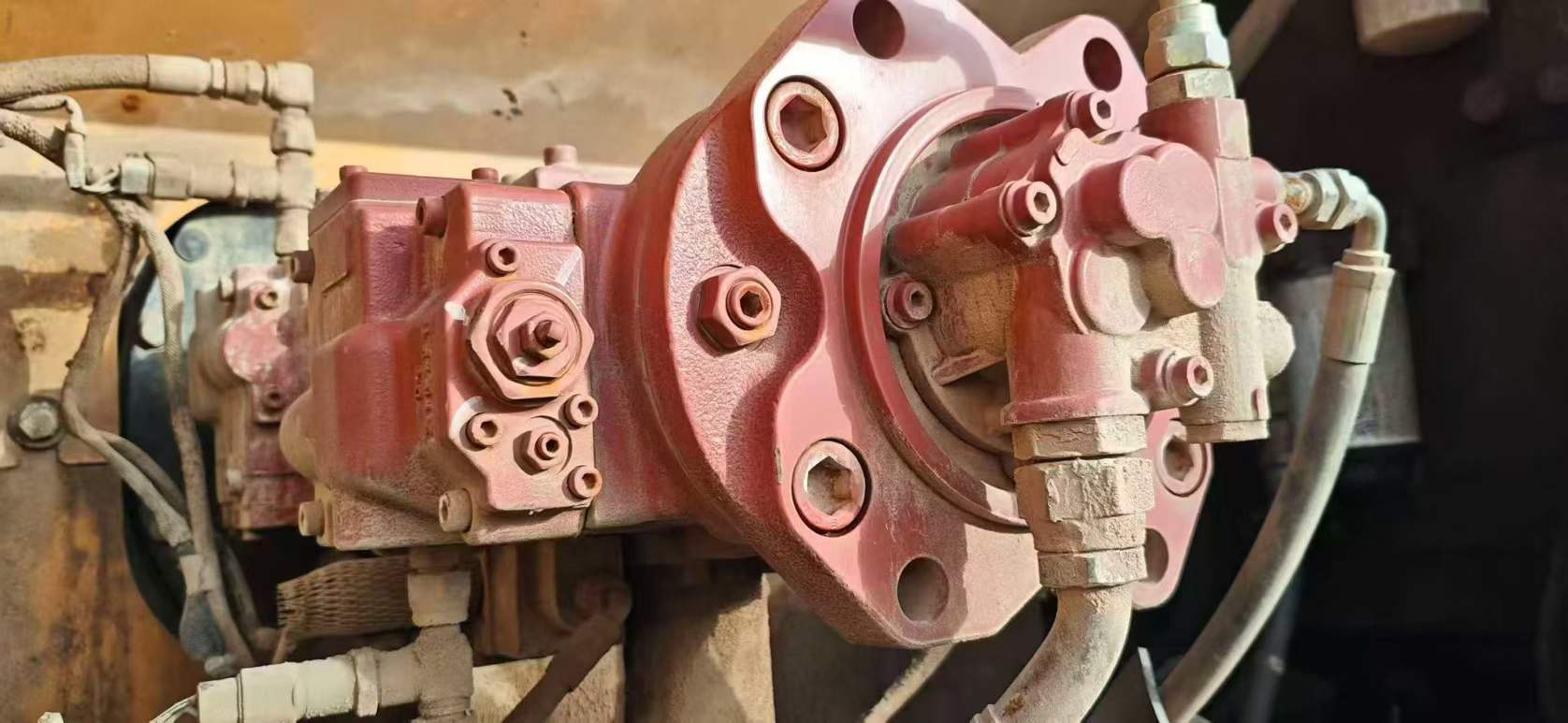 Used Hyundai HX75 Excavator 2015 Model / 6