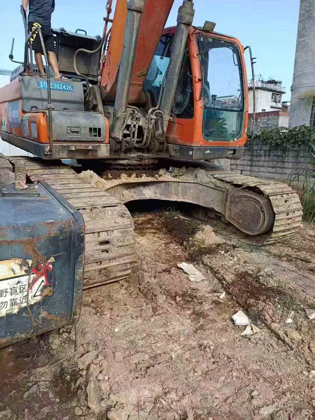 Used Doosan DL300 Excavator 2017 Model / 8