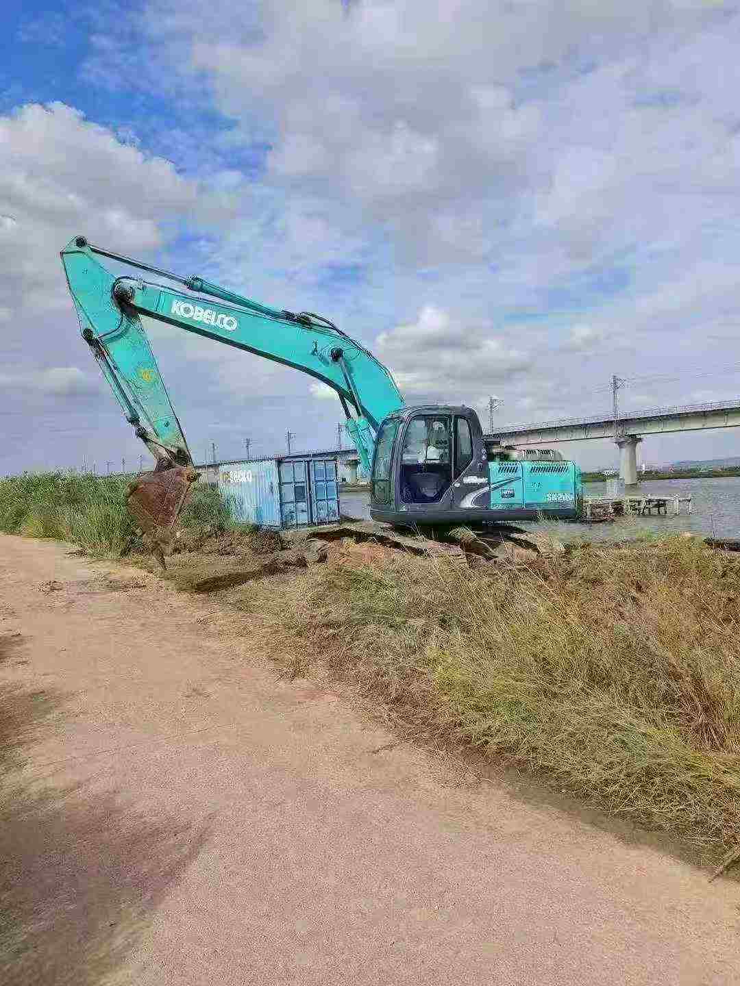 Used Kobelco SK200 Excavator 2011 Model
