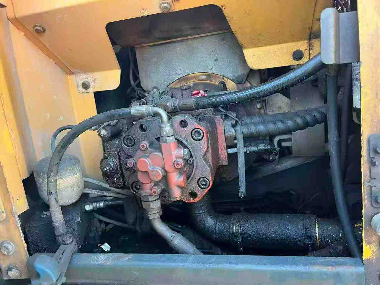 Used Hyundai HW150 Excavator 2016 Model / 6