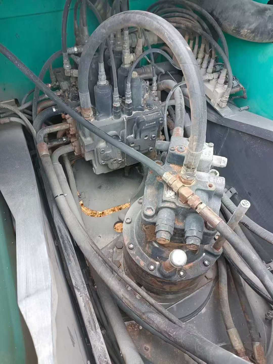 Used Kobelco SK200 Excavator 2016 Model / 5