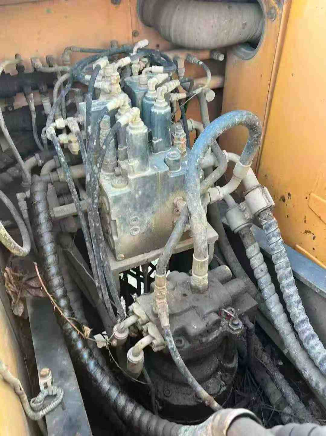 Used Hyundai HW150 Excavator 2016 Model / 5