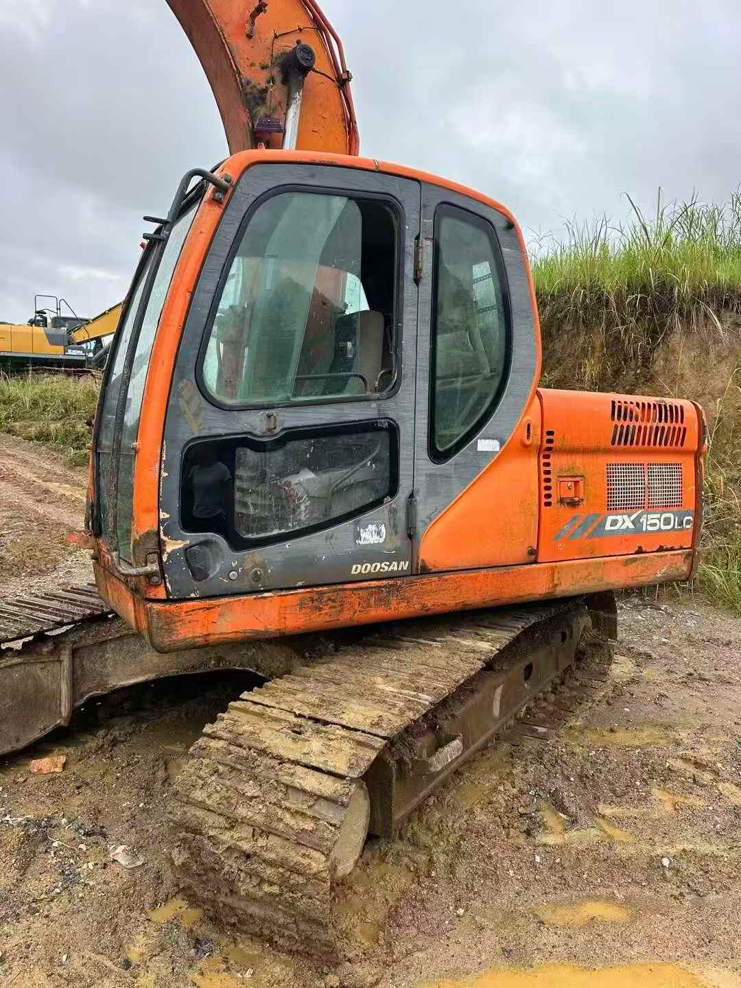 Used Doosan DX15 Excavator 2016 Model / 2