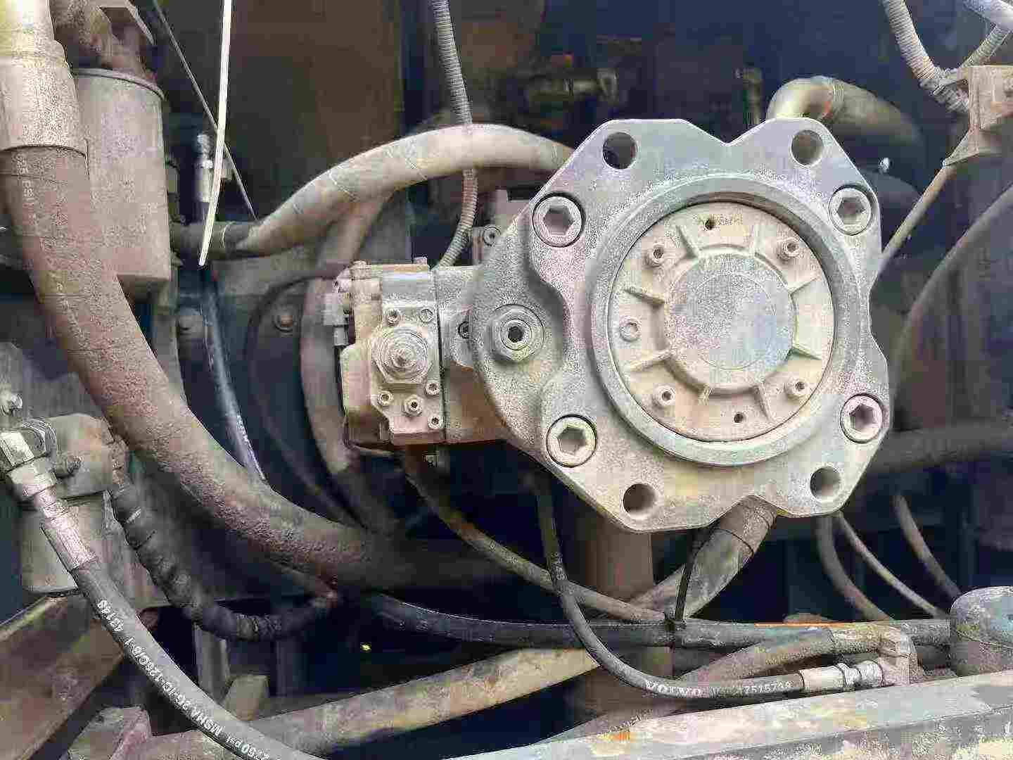 Used Volvo EC480 Excavator 2020 Model / 3