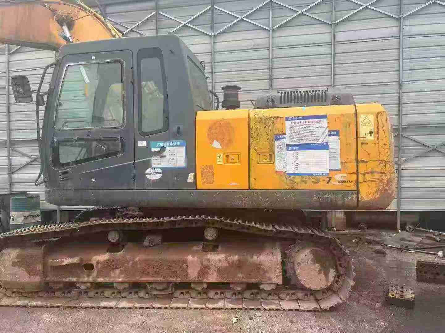 Used Hyundai R215-7 Excavator 2014 Model