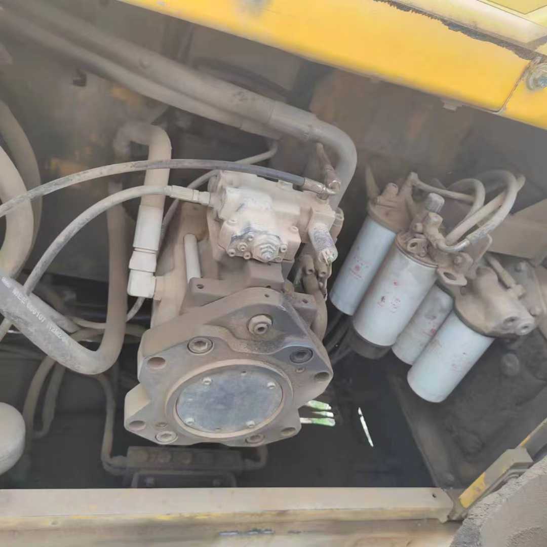 Used Volvo EW70 Excavator 2013 Model / 3