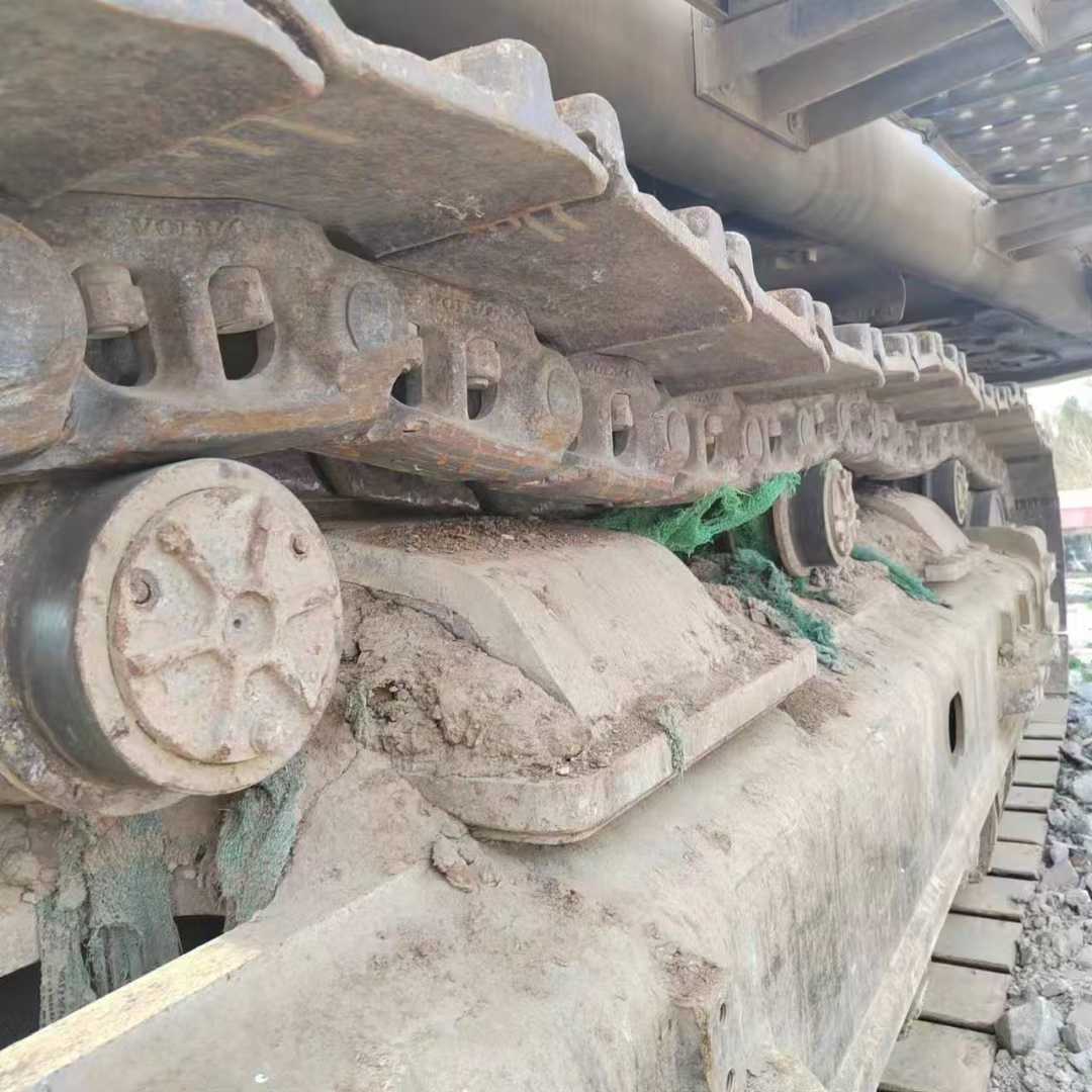 Used Volvo EW70 Excavator 2013 Model / 9