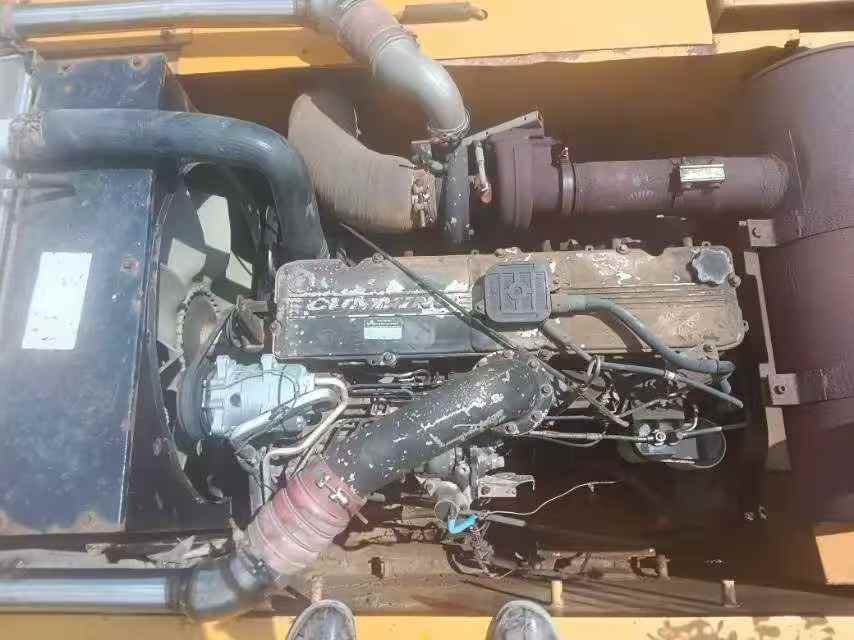 Used Hyundai R305LC-7 Excavator 2016 Model / 5