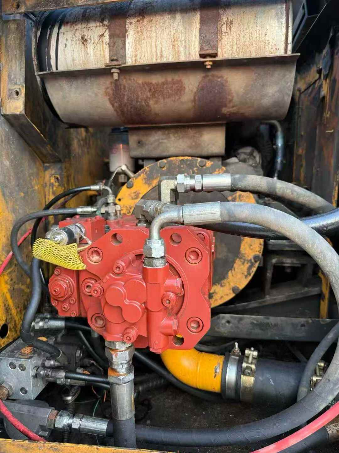 Used Hyundai R150-7 Excavator 2016 Model / 7