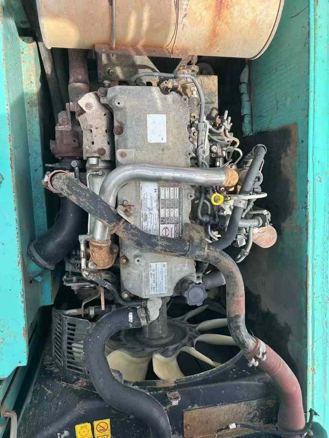 Used Kobelco SK200-8 Excavator 2016 Model / 4