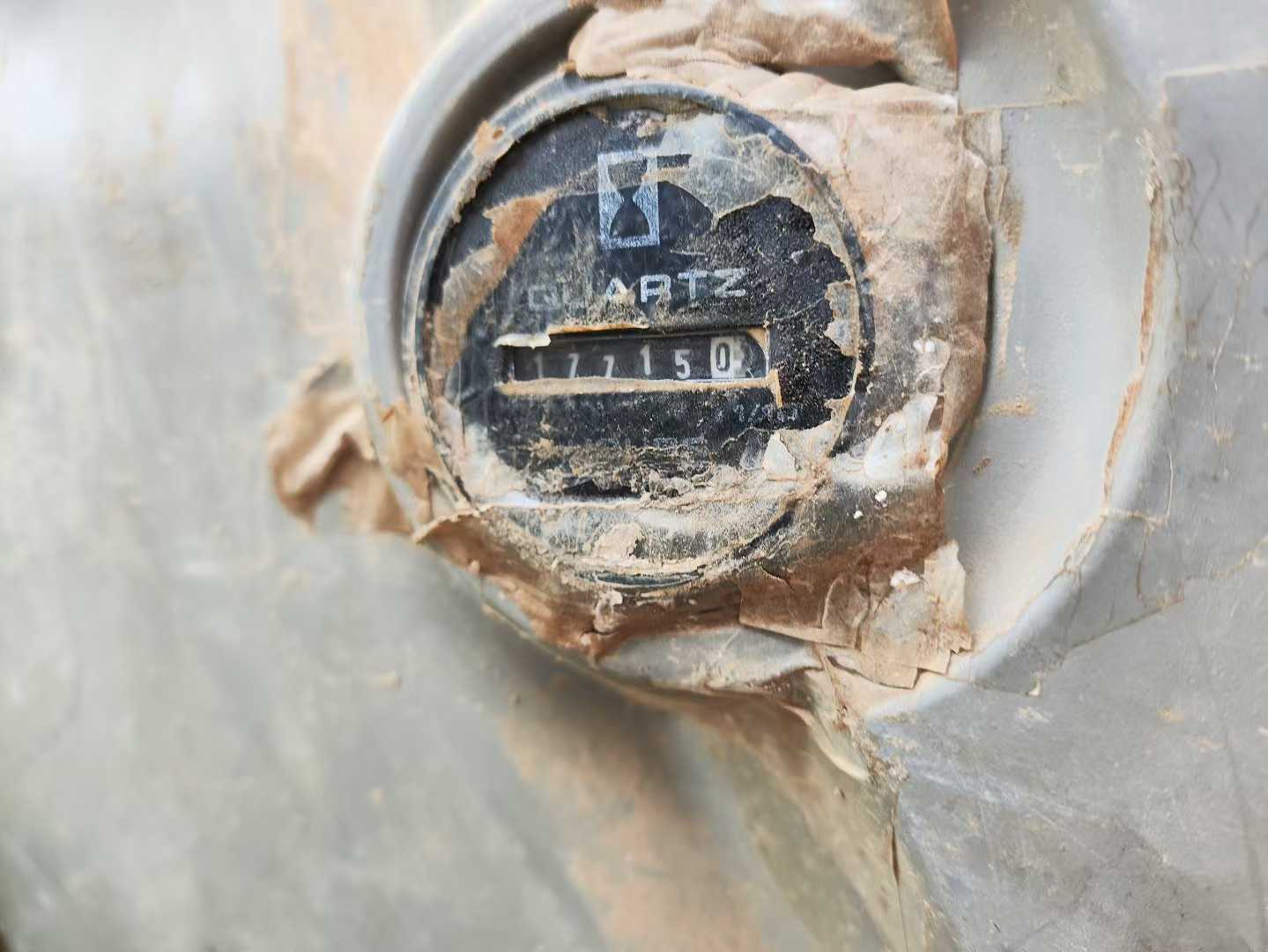 Used Kobelco SK210 Excavator 2012 Model / 3