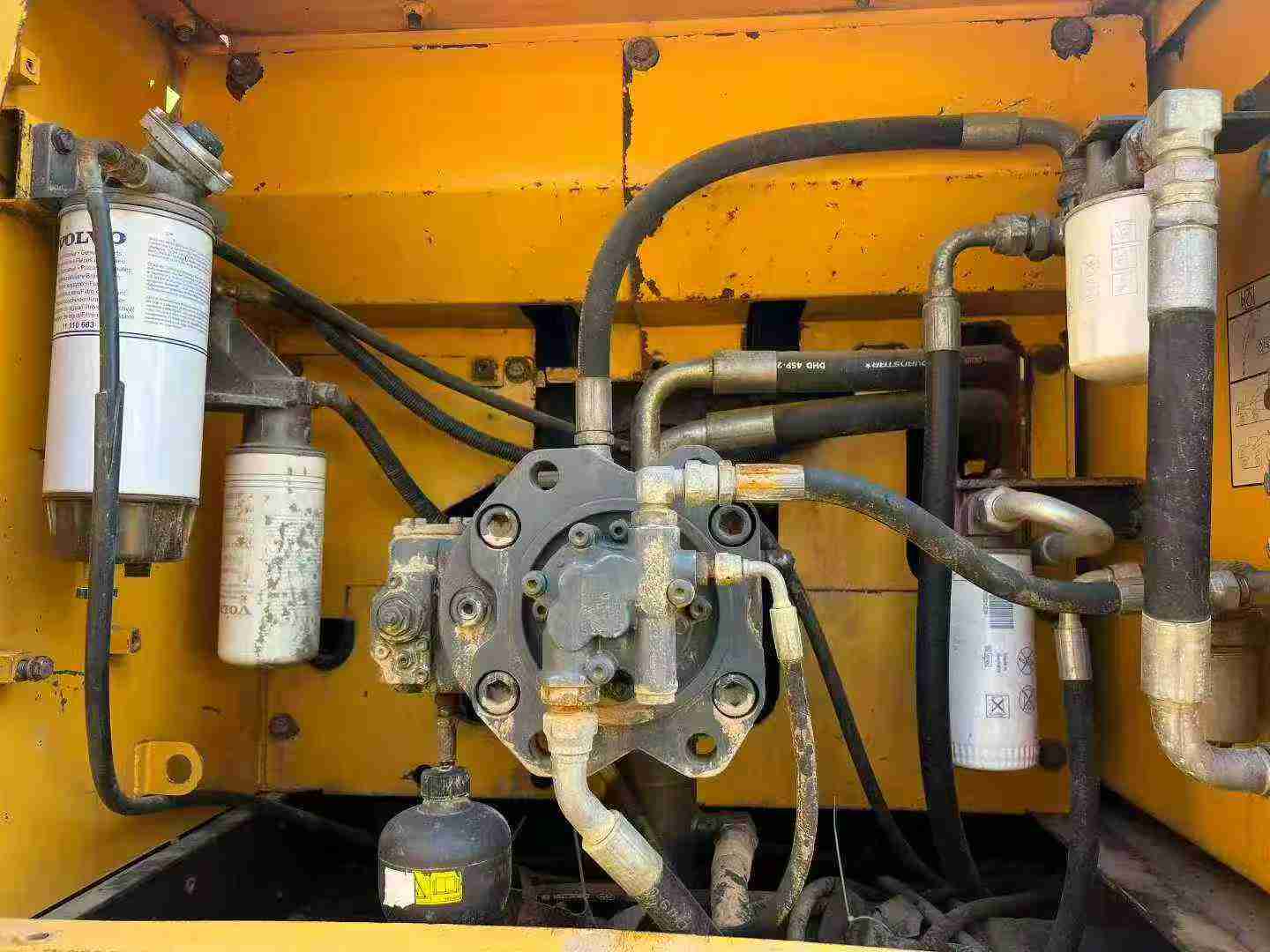 Used Volvo EC240 Excavator 2016 Model / 5