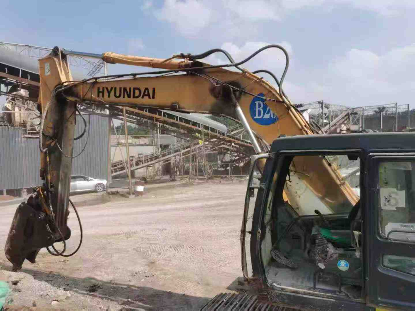 Used Hyundai R215-7 Excavator 2016 Model / 6