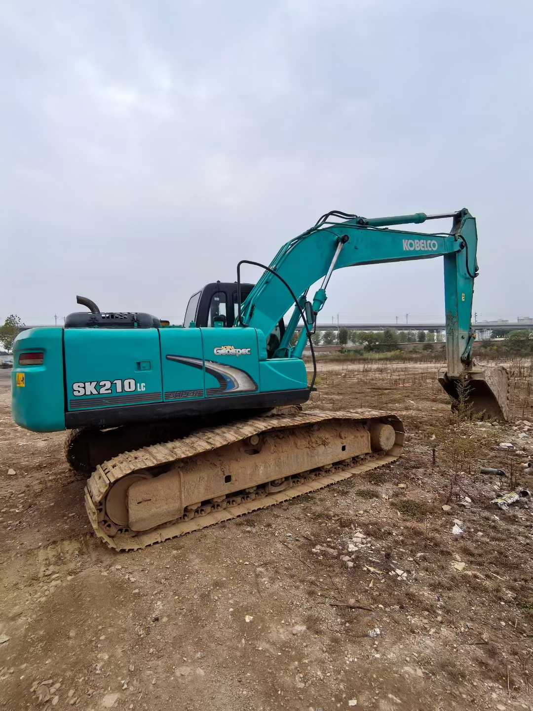 Used Kobelco SK210 Excavator 2014 Model / 3