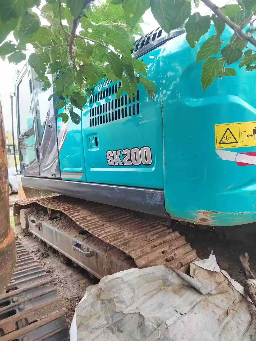Used Kobelco SK200 Excavator 2023 Model / 2