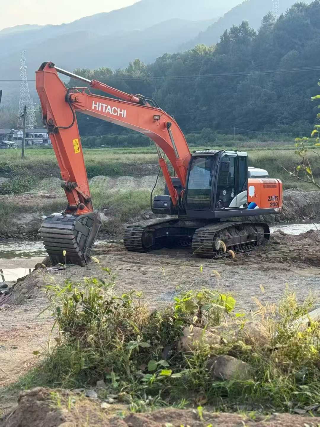 Used Hitachi ZAXIS200 Excavator 2018 Model