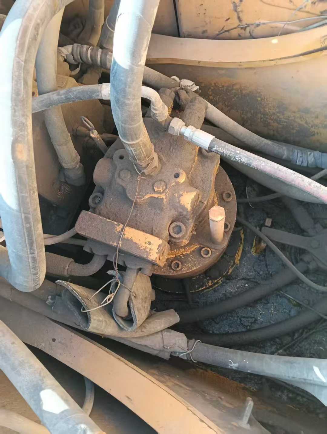 Used Hyundai R215-7 Excavator 2016 Model / 2