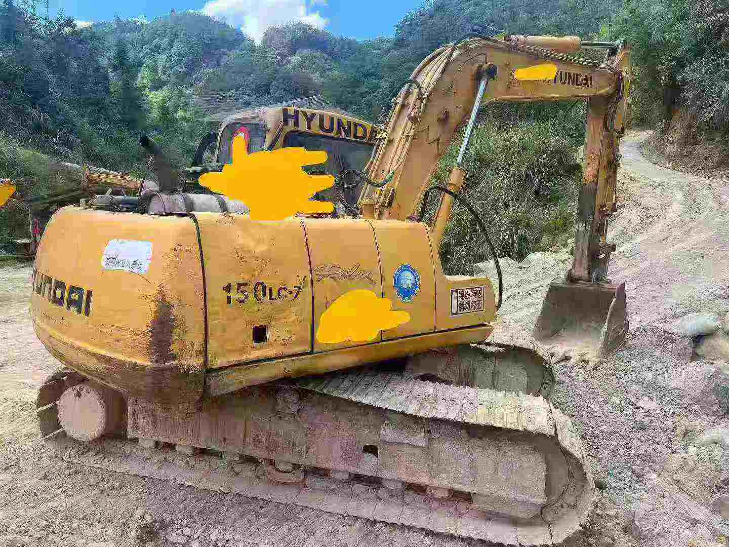 Used Hyundai R130-5 Excavator 2016 Model / 3