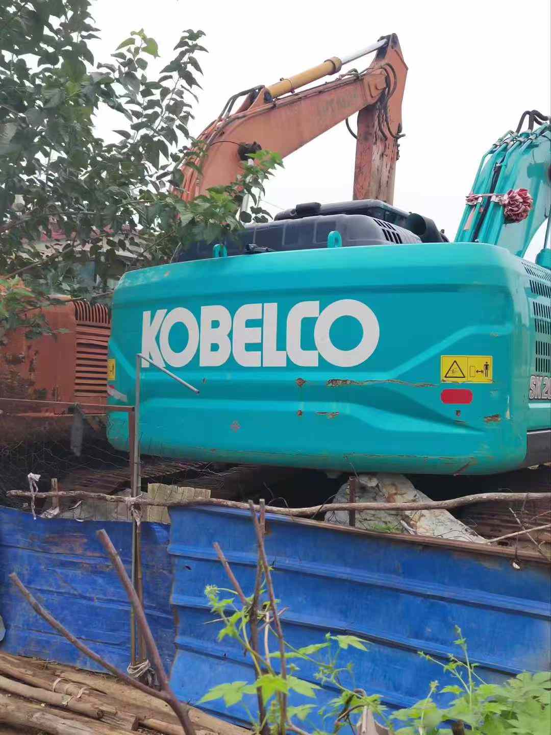 Used Kobelco SK200 Excavator 2023 Model / 3
