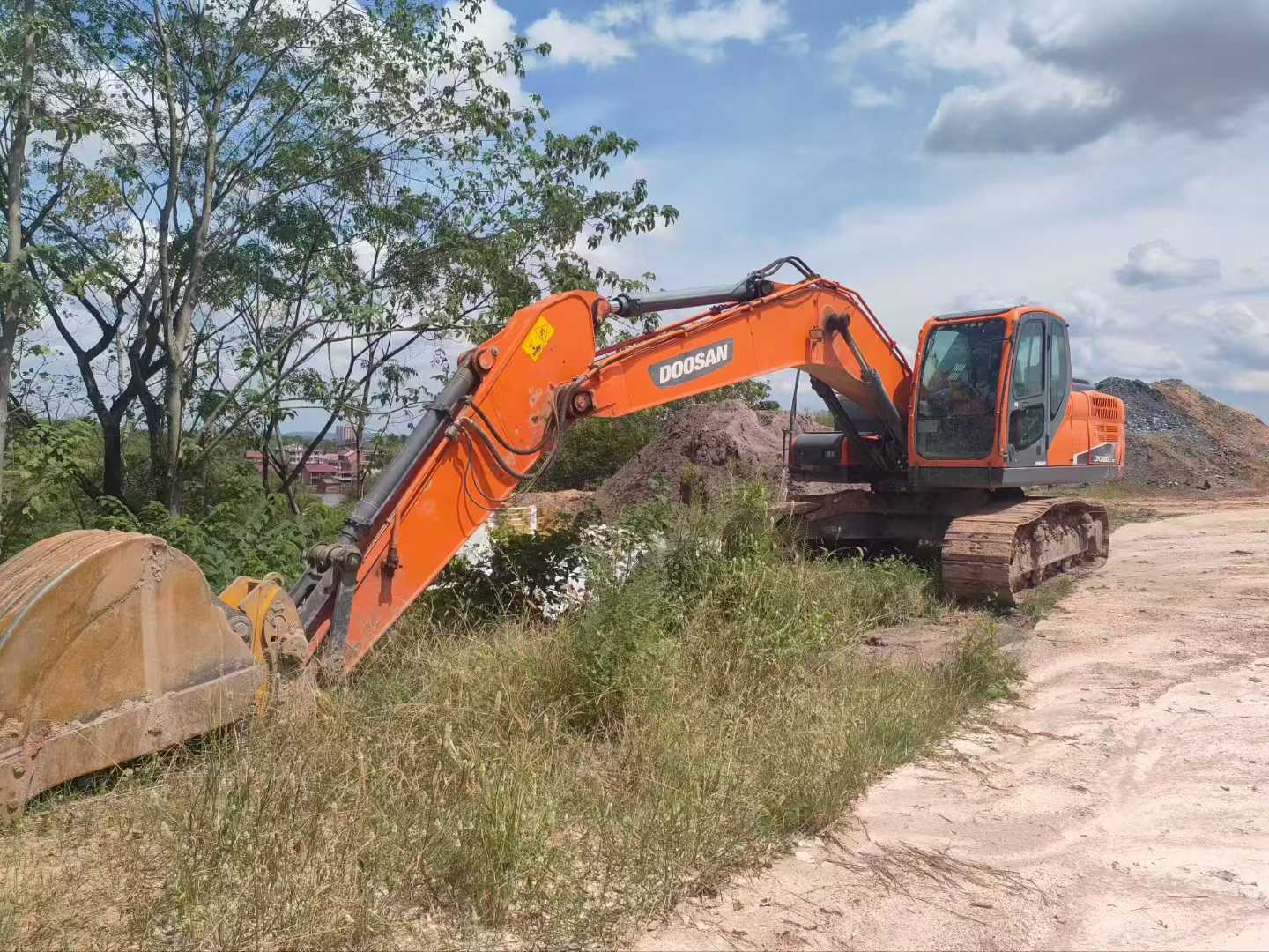 Used Doosan DH220 Excavator 2019 Model