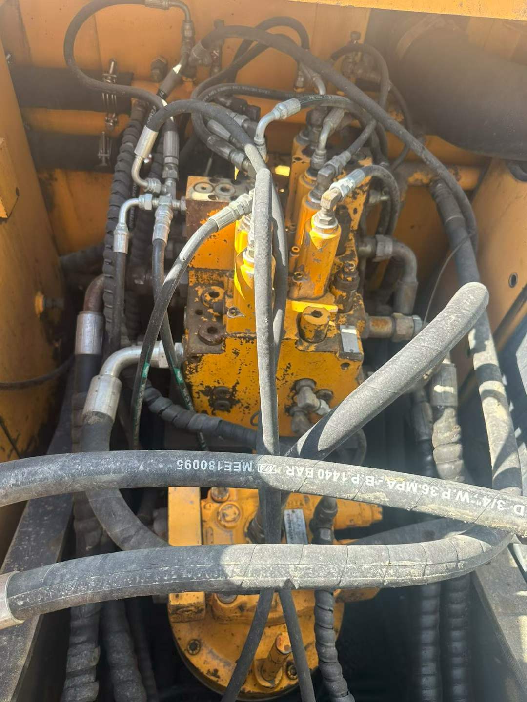 Used Hyundai R150-7 Excavator 2010 Model / 5