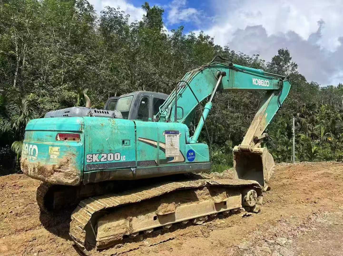 Used Kobelco SK210 Excavator 2011 Model / 5
