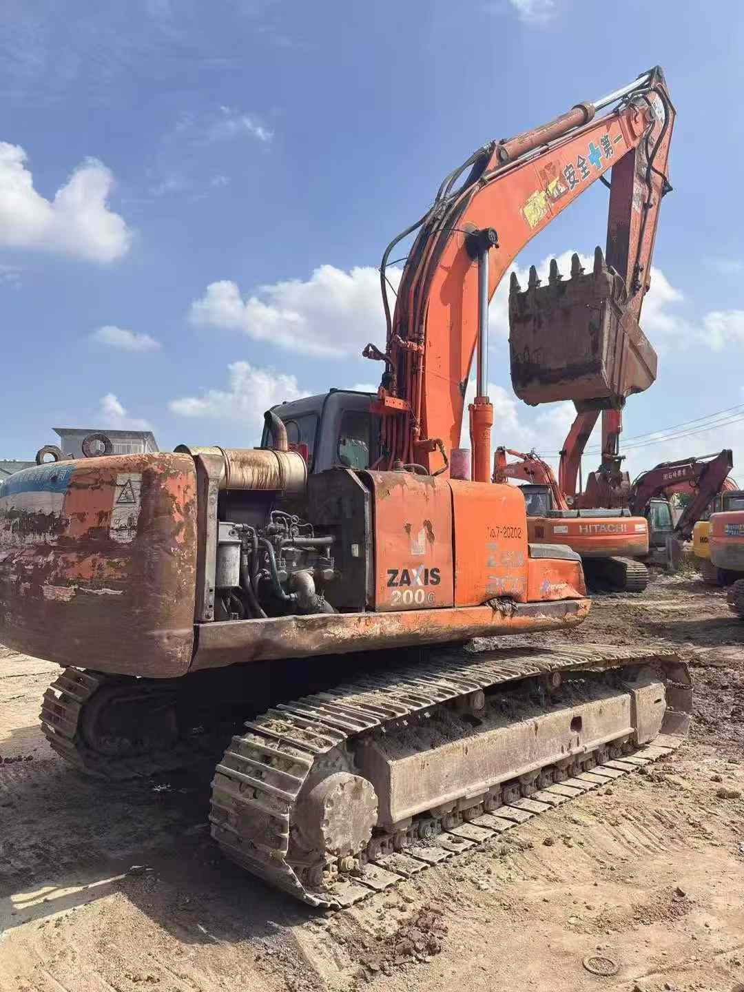 Used Hitachi ZAXIS200 Excavator 2016 Model