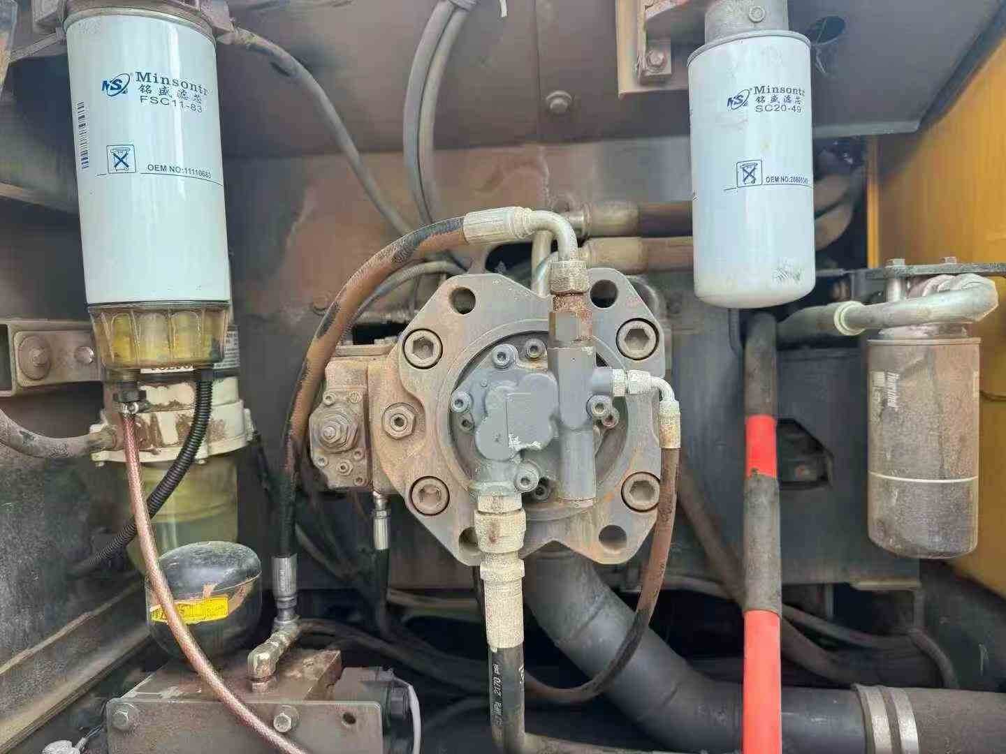 Used Volvo EC200 Excavator 2018 Model / 8