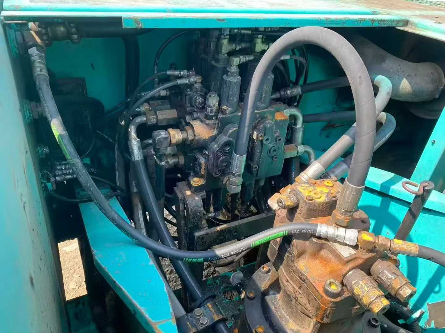 Used Kobelco SK200-10 Excavator 2016 Model / 2