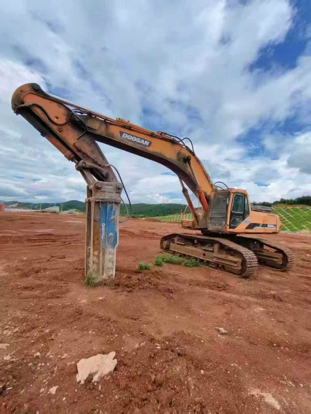 Used Doosan DX500 Excavator 2016 Model / 6
