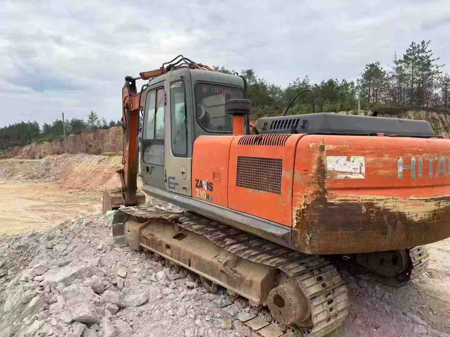 Used Hitachi ZX210-3G Excavator 2013 Model