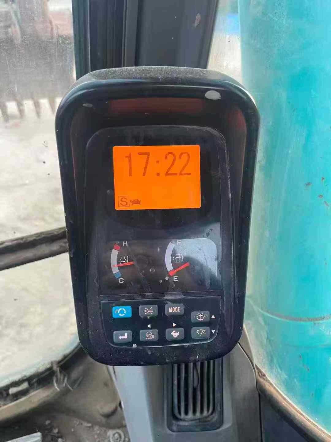 Used Kobelco SK200-8 Excavator 2016 Model / 8