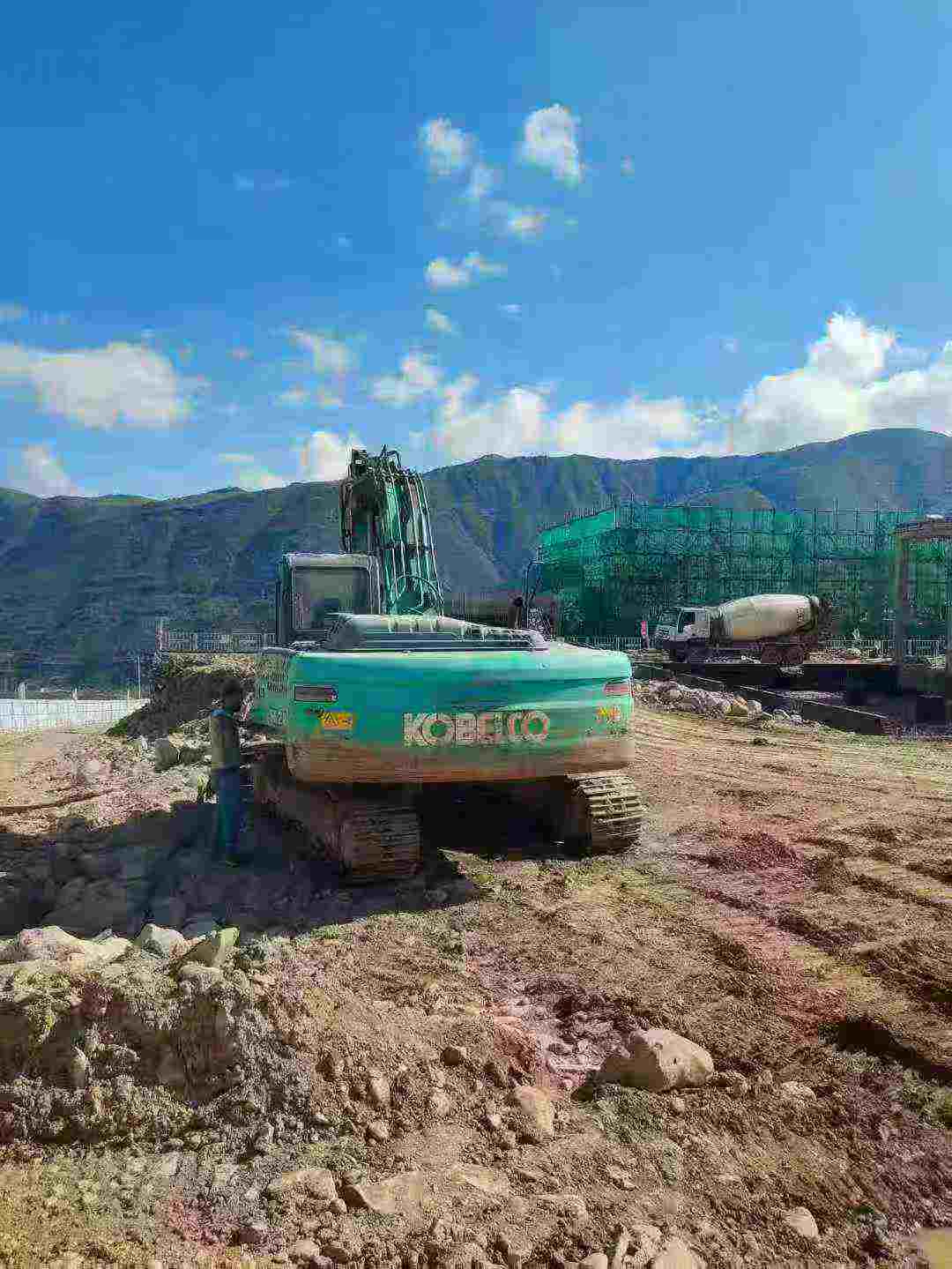 Used Kobelco SK250 Excavator 2012 Model