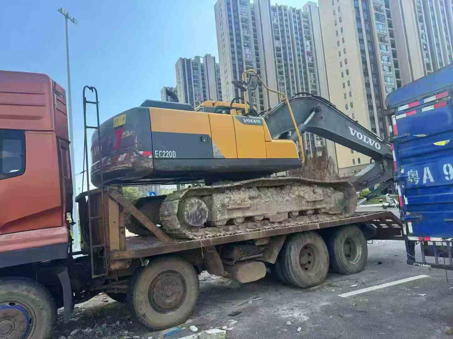 Used Volvo EC200 Excavator 2018 Model / 4