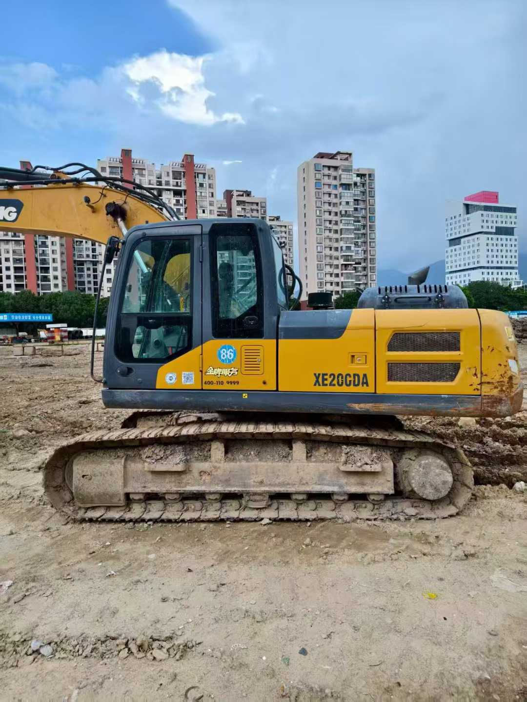 Used XCMG LW200 Excavator 2022 Model