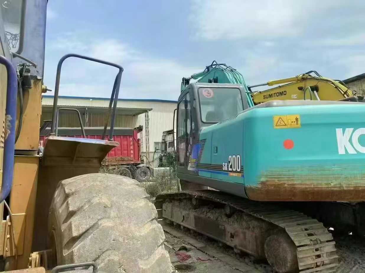 Used Kobelco SK200-10 Excavator 2016 Model / 3
