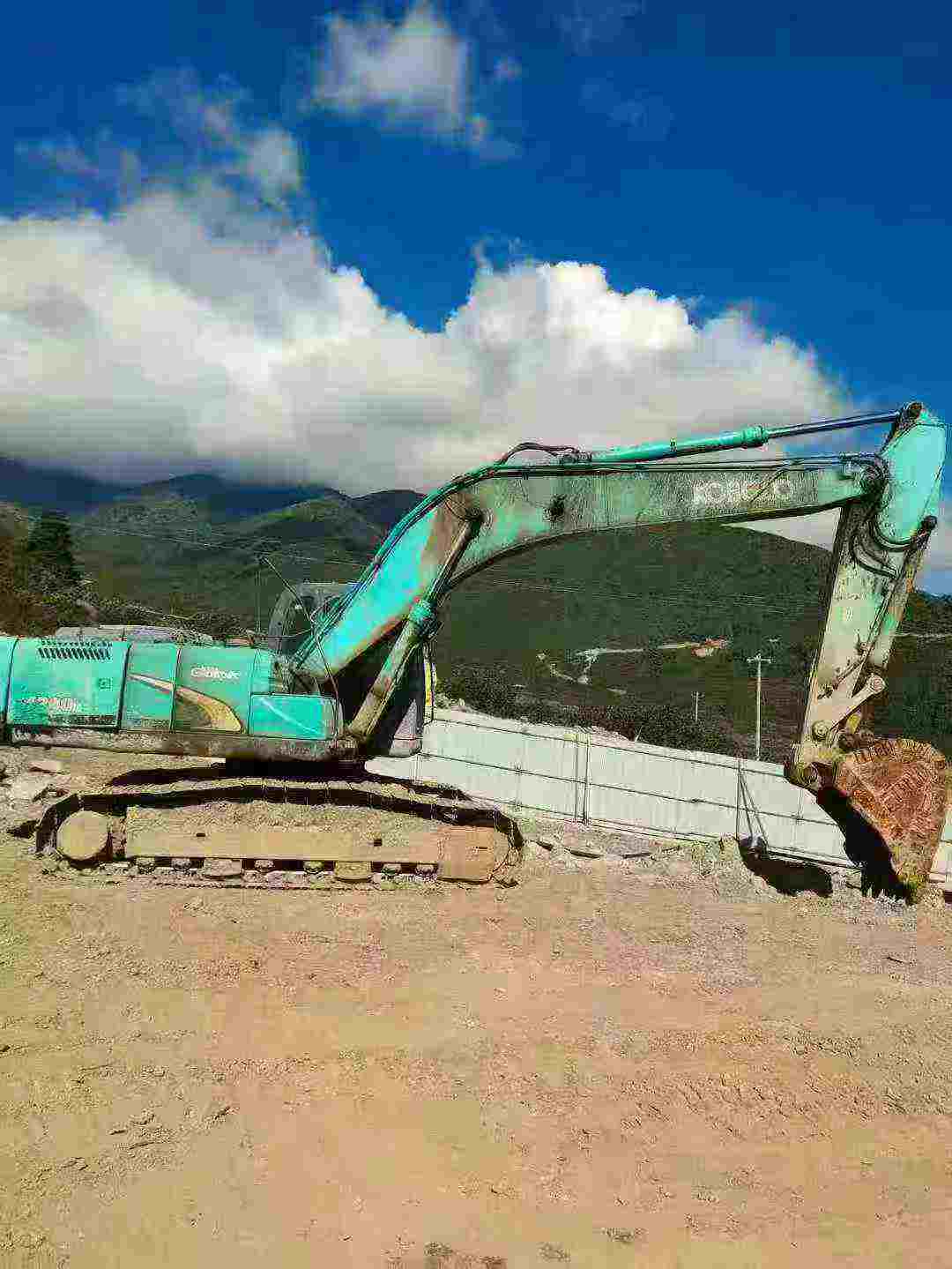 Used Kobelco SK250 Excavator 2012 Model / 5
