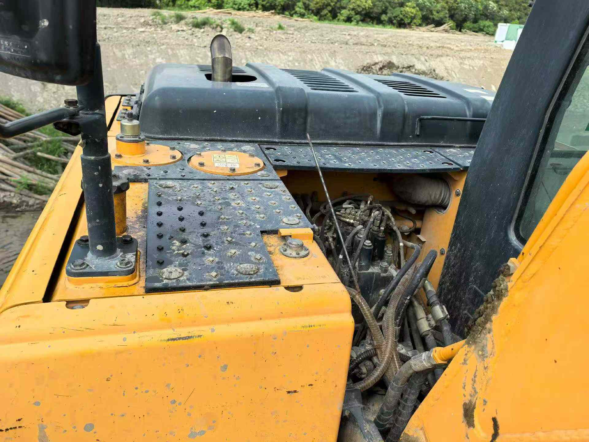 Used Hyundai 130LVS Excavator 2020 Model / 8