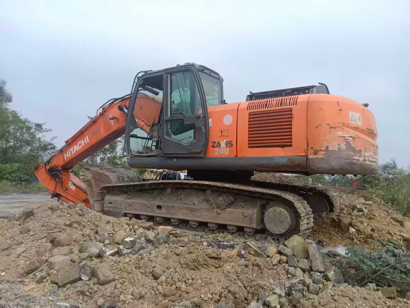 Used Hitachi ZX240-3 Excavator 2012 Model