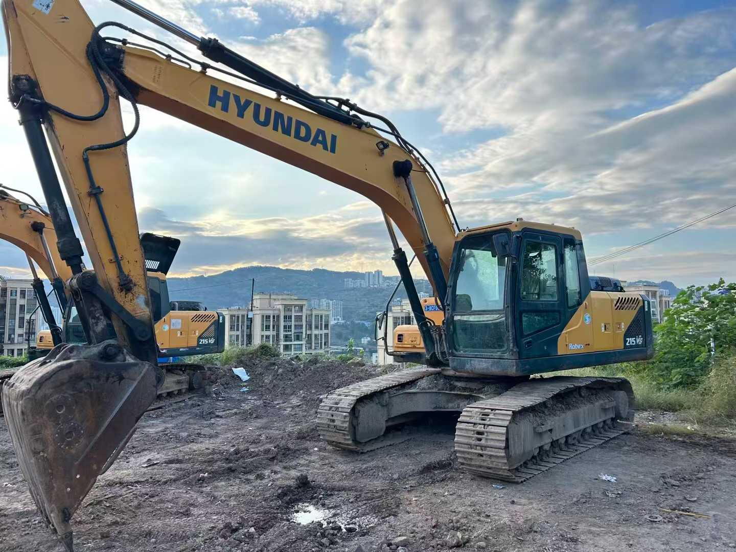 Used Hyundai R215VSN Excavator 2019 Model
