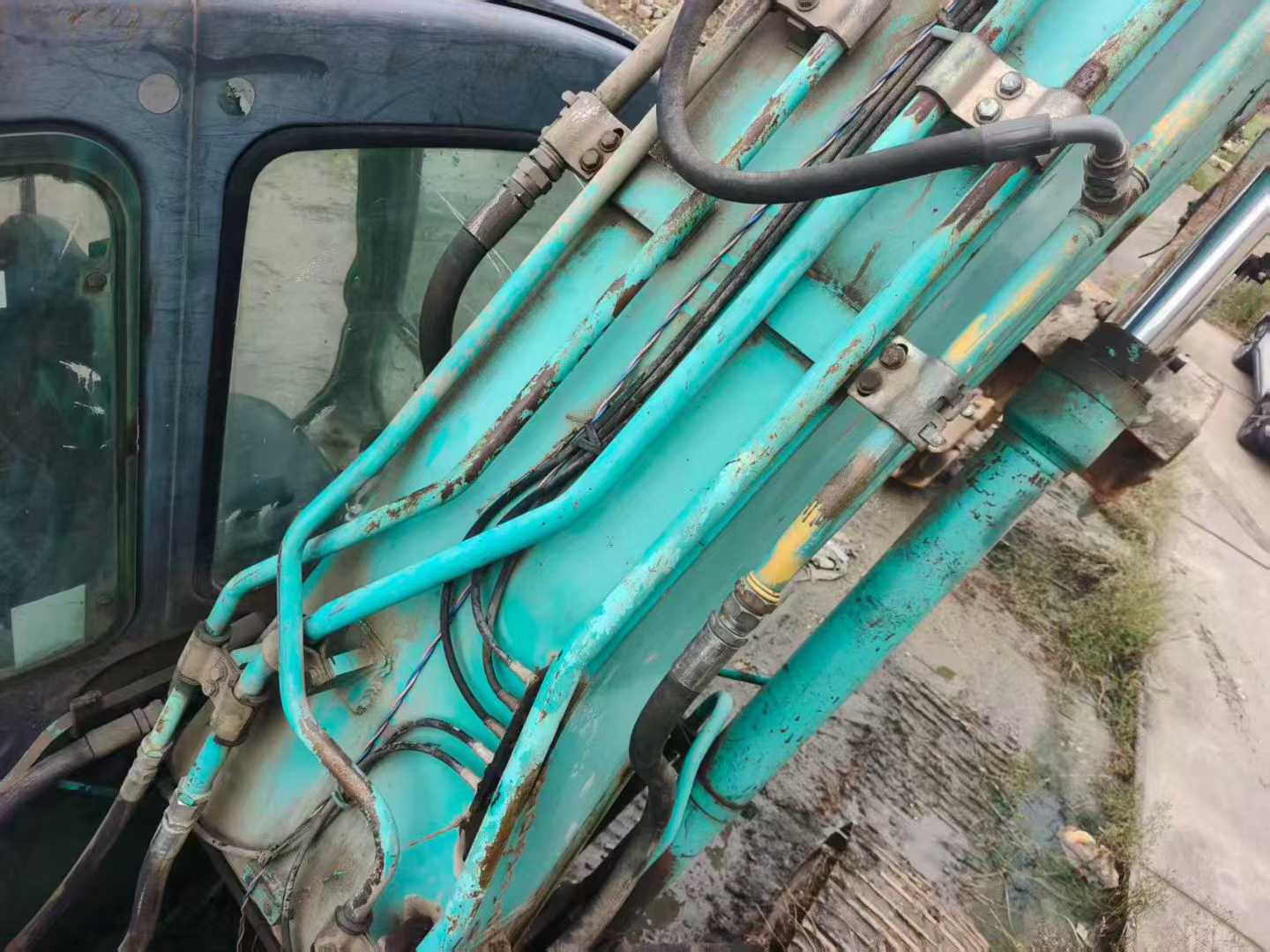 Used Kobelco SK210 Excavator 2016 Model / 3