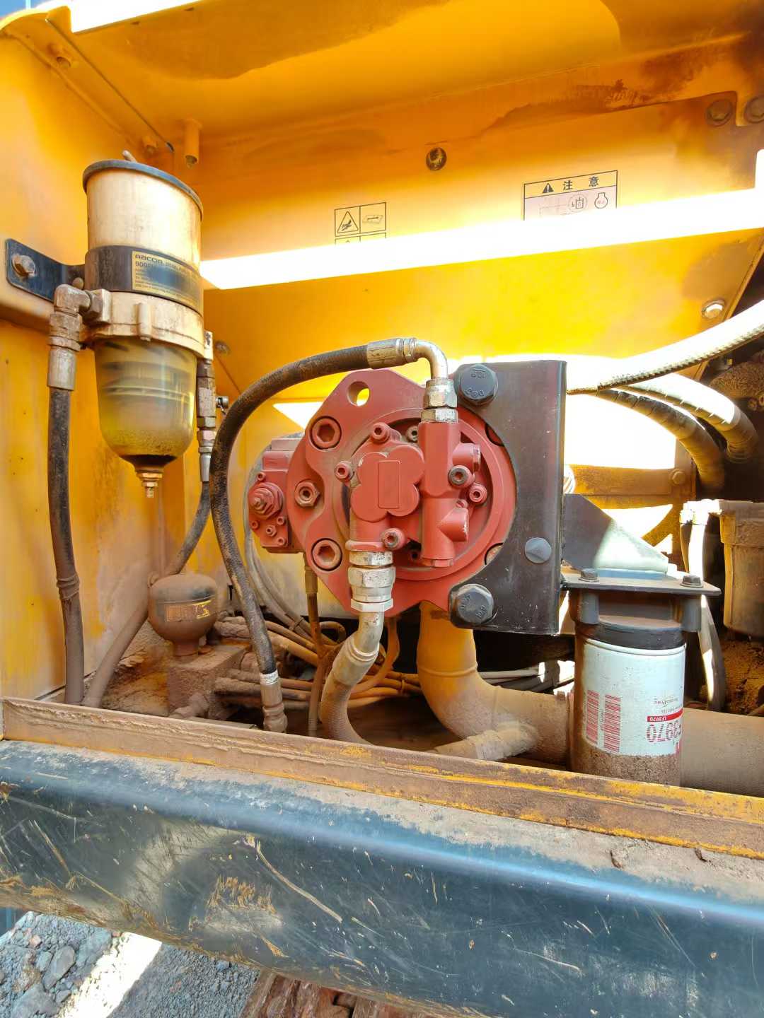 Used Hyundai R215VSN Excavator 2019 Model / 3