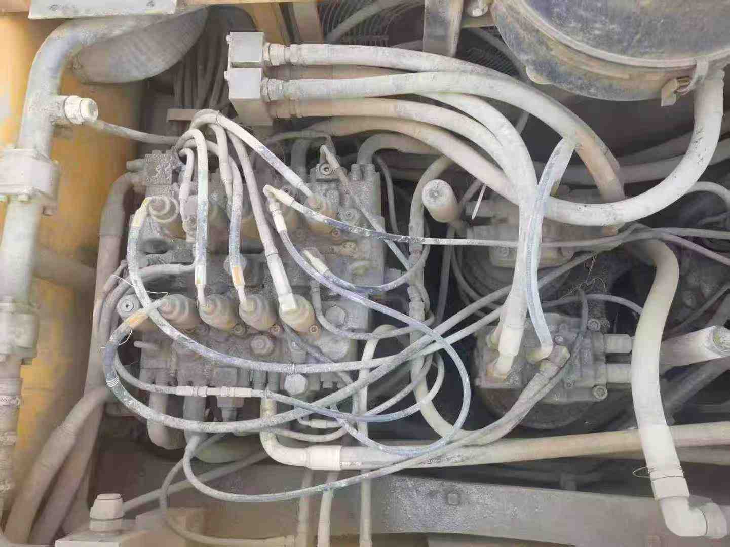 Used Volvo EC480 Excavator 2013 Model / 8