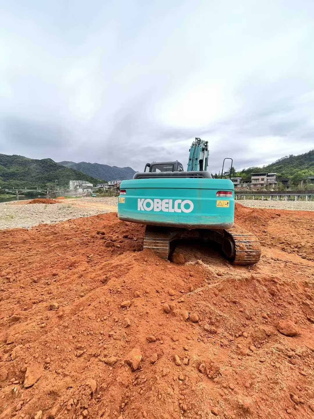 Used Kobelco SK200-8 Excavator 2016 Model