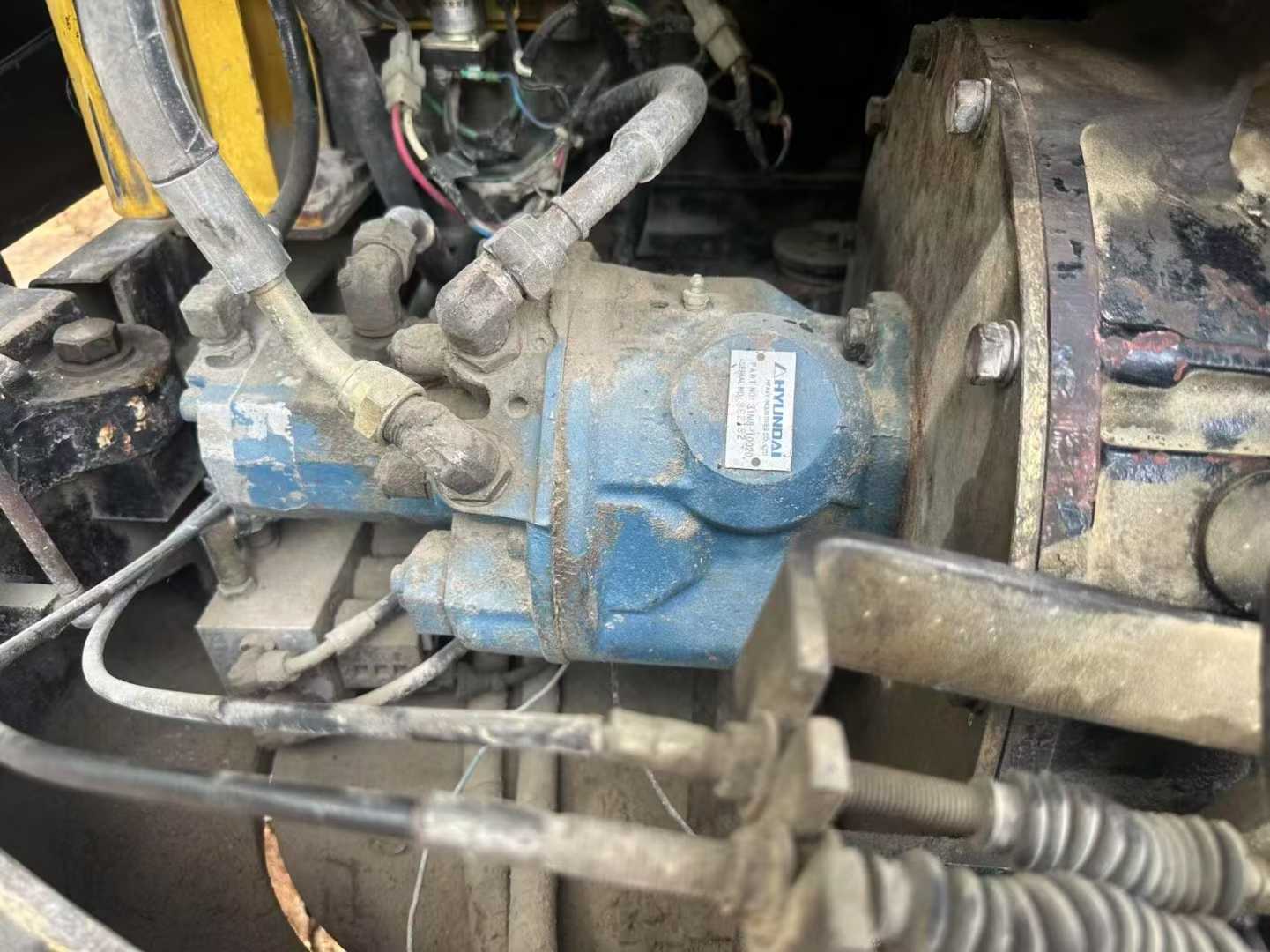 Used Hyundai HX60 Excavator 2016 Model / 8