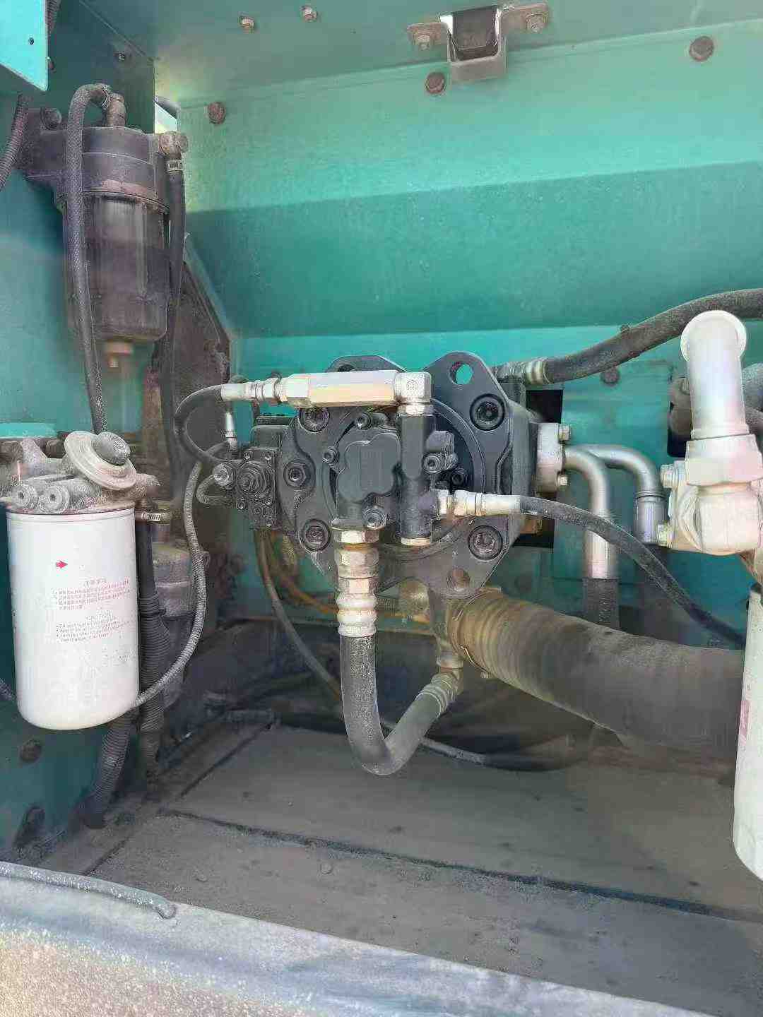 Used Kobelco SK200 Excavator 2016 Model / 8