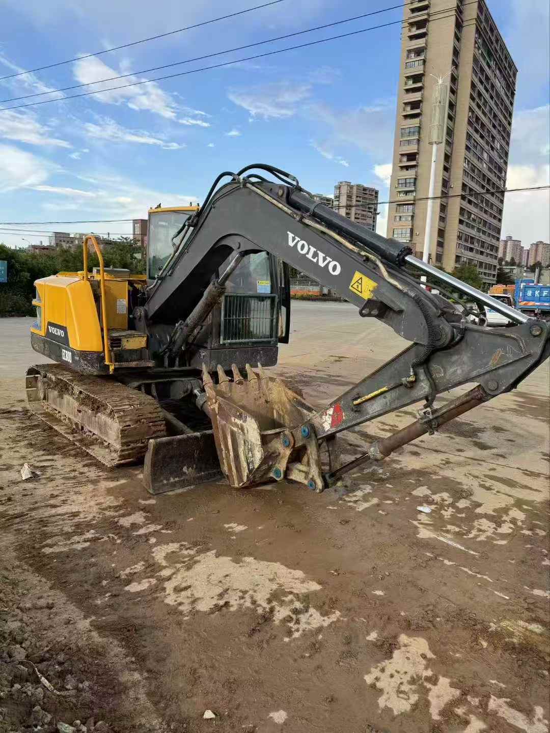 Used Volvo EC80D PRO Excavator 2016 Model / 3