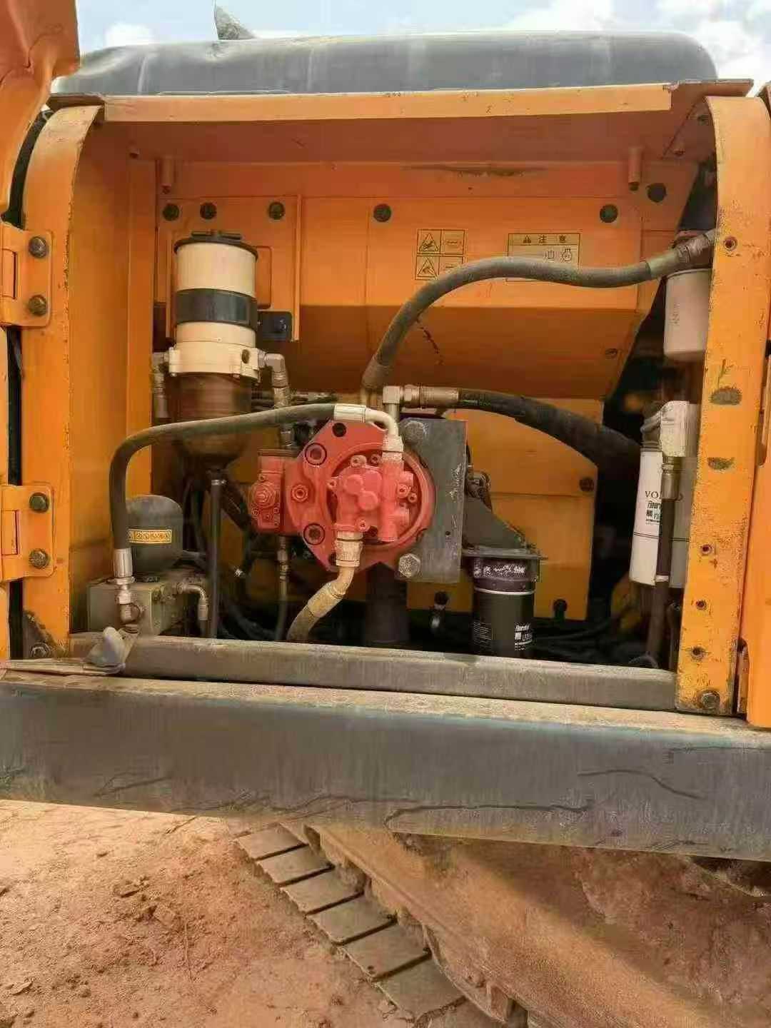 Used Hyundai R225LVS Excavator 2019 Model / 6