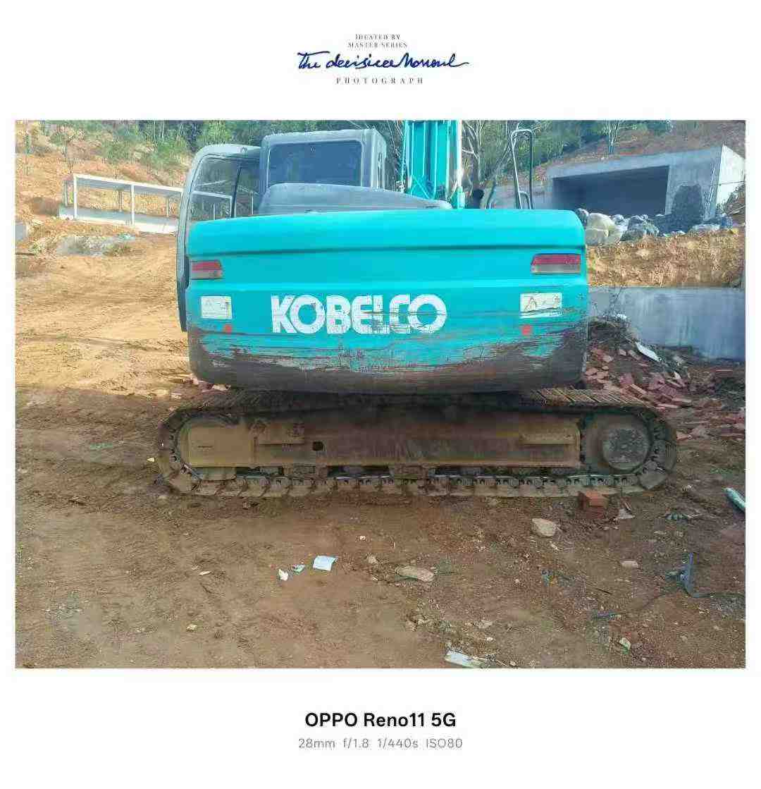 Used Kobelco SK140 Excavator 2016 Model / 2