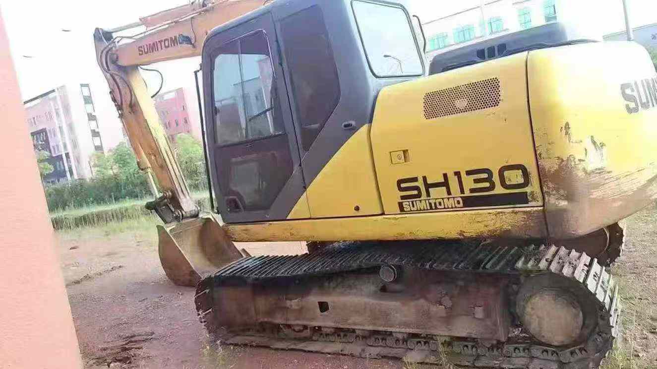 Used Sumitomo SH130-5 Excavator 2012 Model